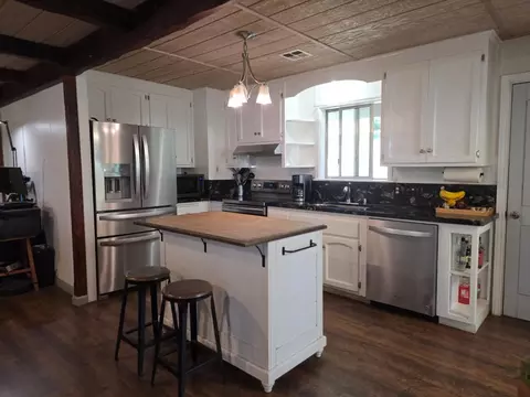 Kitchen - 1151 Gorley Ln, Mokelumne Hill, CA 95245 photo 2 of 3