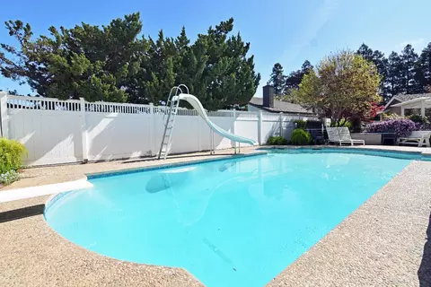 Exterior - 1701 Sylvia Ct, Turlock, CA 95382 photo 18 of 27