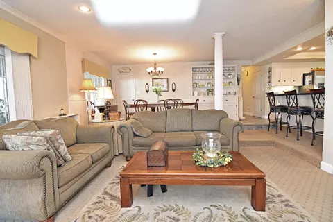 Living - 1701 Sylvia Ct, Turlock, CA 95382 photo 9 of 11