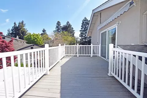 Exterior - 1701 Sylvia Ct, Turlock, CA 95382 photo 3 of 27