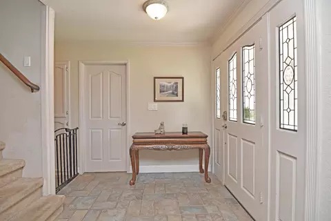 Entry Way - 1701 Sylvia Ct, Turlock, CA 95382 photo 1 of 6