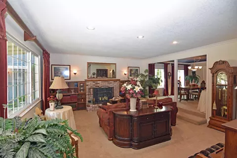 Living - 1701 Sylvia Ct, Turlock, CA 95382 photo 1 of 11