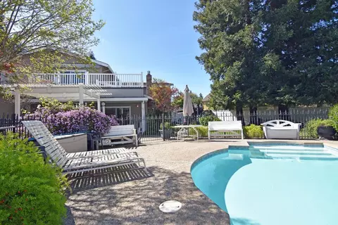 Exterior - 1701 Sylvia Ct, Turlock, CA 95382 photo 14 of 27