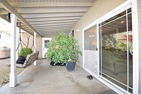 Exterior - 1701 Sylvia Ct, Turlock, CA 95382 photo 6 of 27