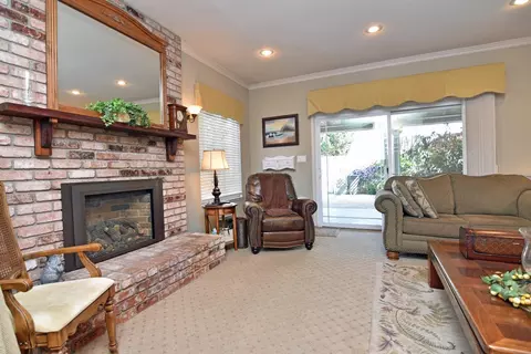 Living - 1701 Sylvia Ct, Turlock, CA 95382 photo 8 of 11