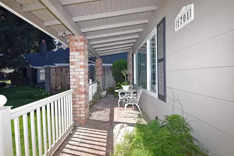 Exterior - 1701 Sylvia Ct, Turlock, CA 95382 photo 2 of 27