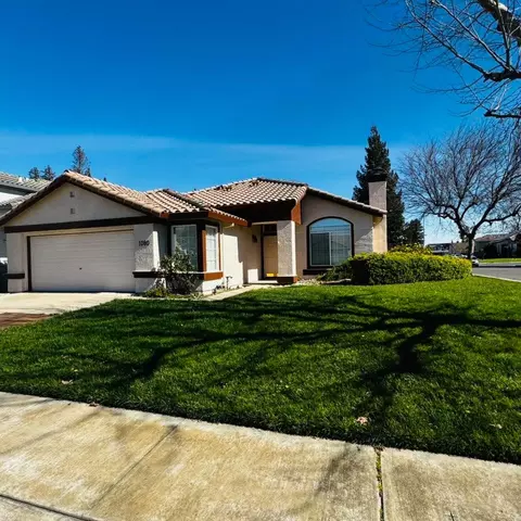 1080 Ruess Rd, Ripon, CA 95366 photo 2