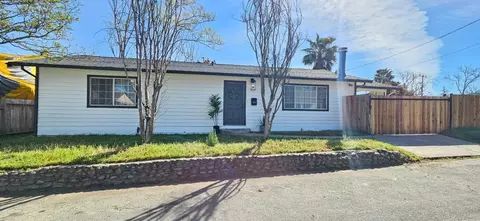 2616 Selma, Sacramento, CA 95815