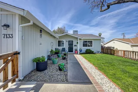 Exterior - 7133 Grenola Way, Citrus Heights, CA 95621 photo 7 of 20