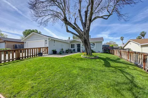 Exterior - 7133 Grenola Way, Citrus Heights, CA 95621 photo 5 of 20