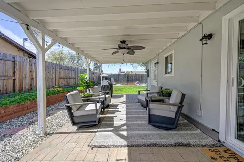 Exterior - 7133 Grenola Way, Citrus Heights, CA 95621 photo 10 of 20
