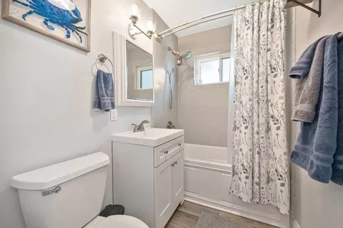Bath - 7133 Grenola Way, Citrus Heights, CA 95621 photo 1 of 1