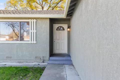642 Wanzia Ct, Patterson, CA 95363 photo 4