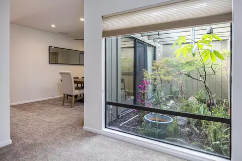 Entry Way - 413 E Ranch Rd, Sacramento, CA 95825 photo 3 of 3