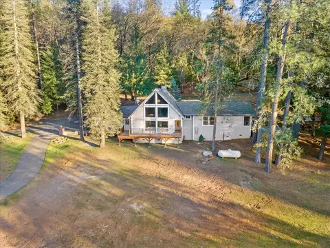 Exterior - 5621 Saw Mill Rd, Placerville, CA 95667 photo 5 of 37