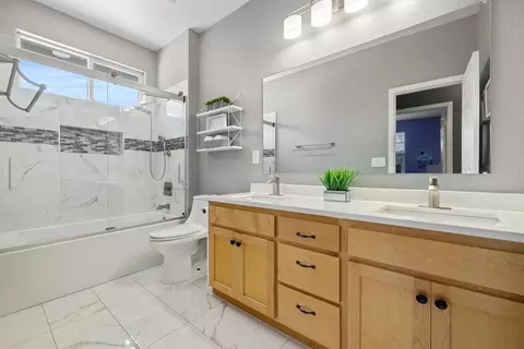 Bath - 2771 Amatchi Ct, Tracy, CA 95304 photo 4 of 4