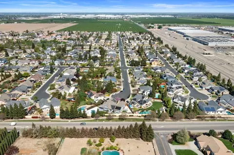 View/Area - 2771 Amatchi Ct, Tracy, CA 95304 photo 2 of 6