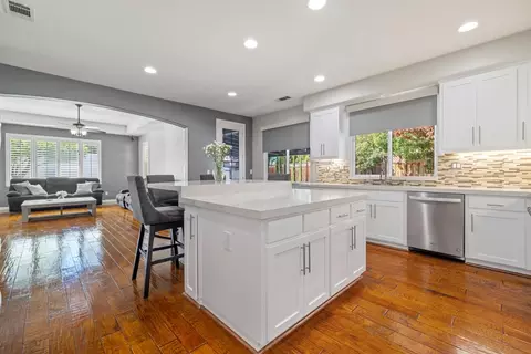 Kitchen - 2771 Amatchi Ct, Tracy, CA 95304 photo 4 of 4