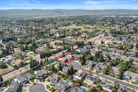 View/Area - 2771 Amatchi Ct, Tracy, CA 95304 photo 5 of 6