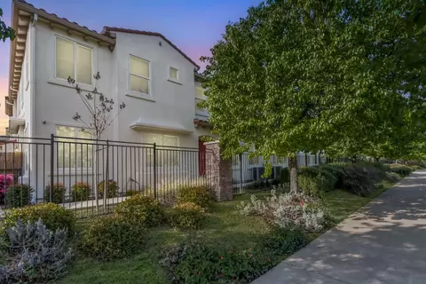 5301 E Commerce Way #74102, Sacramento, CA 95835