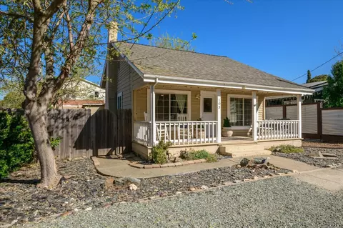Exterior - 103 E Jackson St, Ione, CA 95640 photo 3 of 13