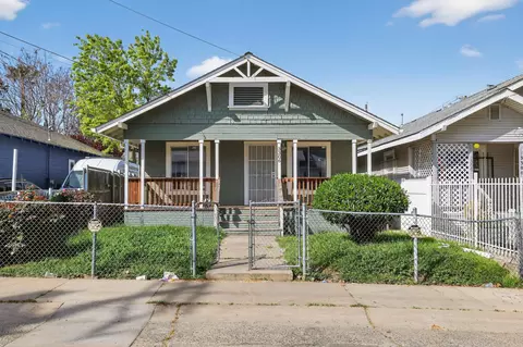 3306 40th St, Sacramento, CA 95817