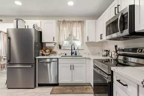 Kitchen - 1984 15th St, Olivehurst, CA 95961 photo 1 of 1