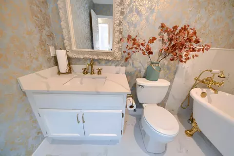 Bath - 471 Pombo Square Dr, Tracy, CA 95376 photo 6 of 13