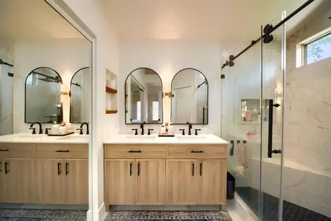 Bath - 471 Pombo Square Dr, Tracy, CA 95376 photo 13 of 13