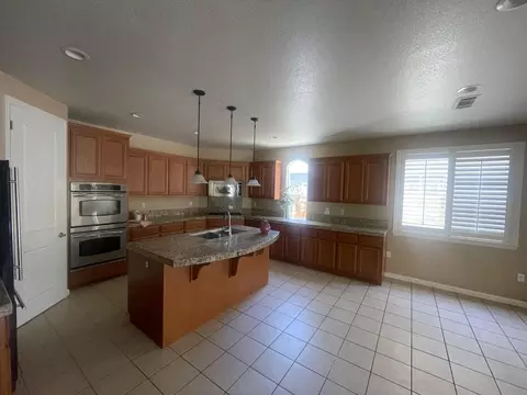 Kitchen - 322 Barn Dance Way, Oakley, CA 94561 photo 1 of 3