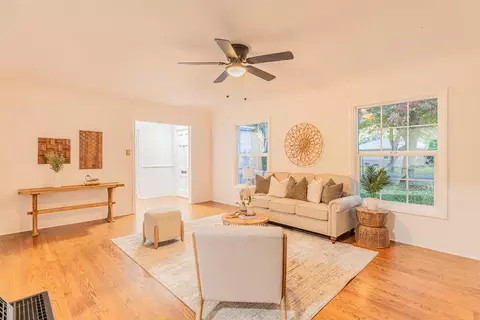 Living - 435 Olive Ave, Modesto, CA 95350 photo 2 of 3
