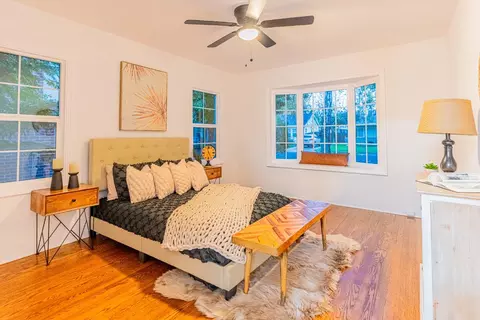 Bedroom - 435 Olive Ave, Modesto, CA 95350 photo 1 of 7