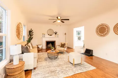 Living - 435 Olive Ave, Modesto, CA 95350 photo 1 of 3