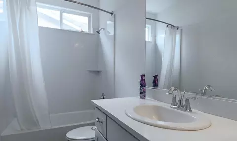 Bath - 3453 Bungalows Dr, Tracy, CA 95376 photo 1 of 4
