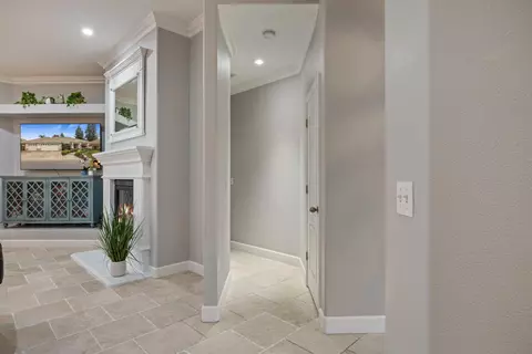 Entry Way - 2067 Robin Hood Ln, Merced, CA 95340 photo 13 of 13