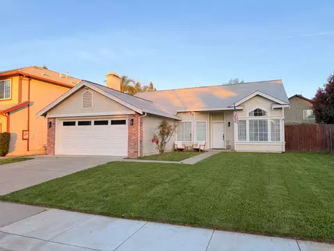 2222 Thurton Dr, Roseville, CA 95747