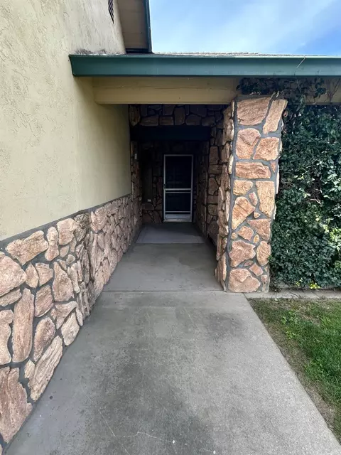 617 Carignane Ct, Lodi, CA 95240 photo 13