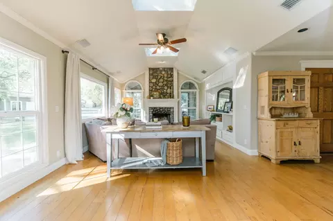 Living - 7530 Rasmussen Rd, Loomis, CA 95650 photo 1 of 3