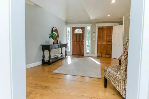 Entry Way - 7530 Rasmussen Rd, Loomis, CA 95650 photo 4 of 9