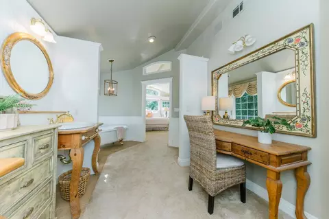 Bath - 7530 Rasmussen Rd, Loomis, CA 95650 photo 3 of 7