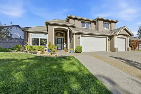 5326 Flyway Dr, Fair Oaks, CA 95628