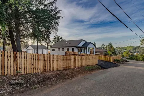 Exterior - 155 Foothill Dr, Sutter Creek, CA 95685 photo 2 of 33