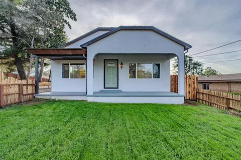 155 Foothill Dr, Sutter Creek, CA 95685