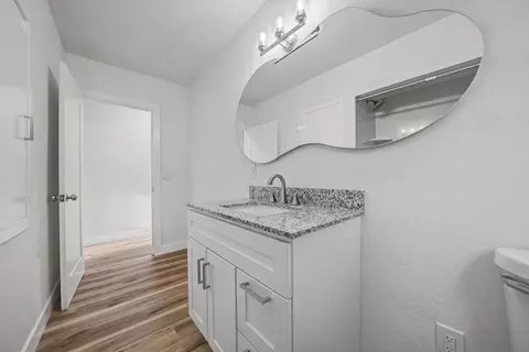 Bath - 155 Foothill Dr, Sutter Creek, CA 95685 photo 4 of 6
