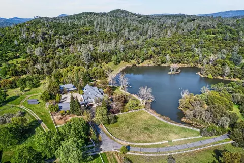View/Area - 16096 Perimeter Rd, Grass Valley, CA 95949 photo 3 of 10