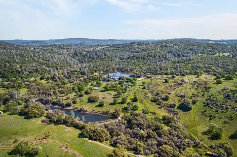 View/Area - 16096 Perimeter Rd, Grass Valley, CA 95949 photo 6 of 10