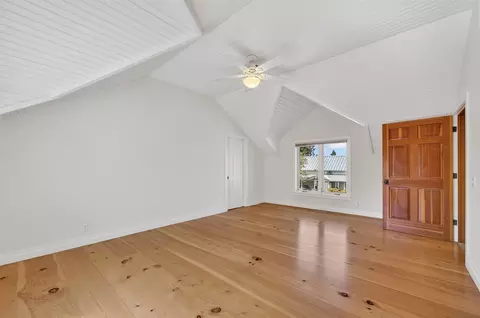 Bedroom - 16096 Perimeter Rd, Grass Valley, CA 95949 photo 6 of 7