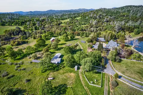 View/Area - 16096 Perimeter Rd, Grass Valley, CA 95949 photo 4 of 10