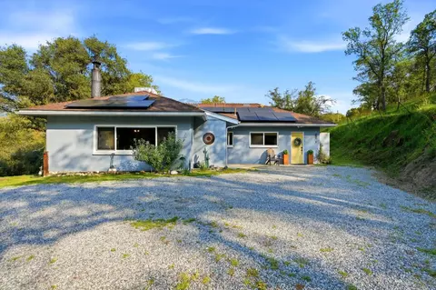 Exterior - 43378 S Fork Dr, Three Rivers, CA 93271 photo 6 of 6