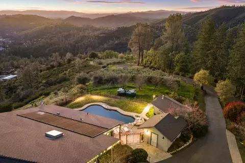 View/Area - 984 Crestview Dr, Murphys, CA 95247 photo 1 of 2